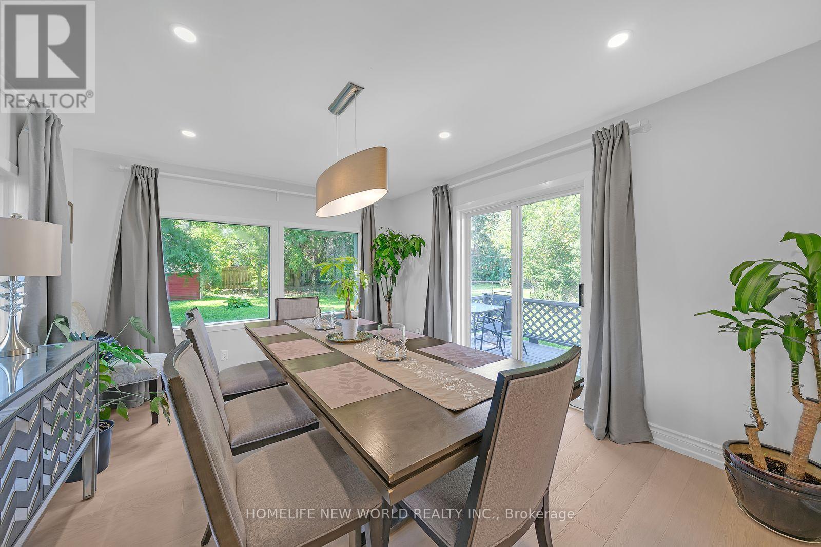 736 Grace Street, Newmarket, Ontario  L3Y 2L3 - Photo 7 - N13669688
