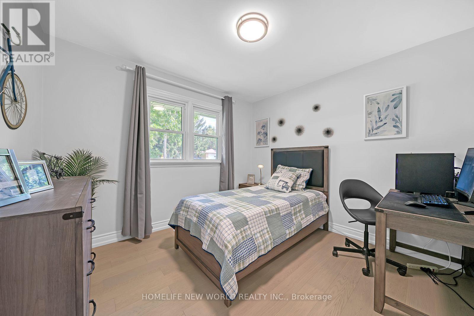 736 Grace Street, Newmarket, Ontario  L3Y 2L3 - Photo 9 - N13669688
