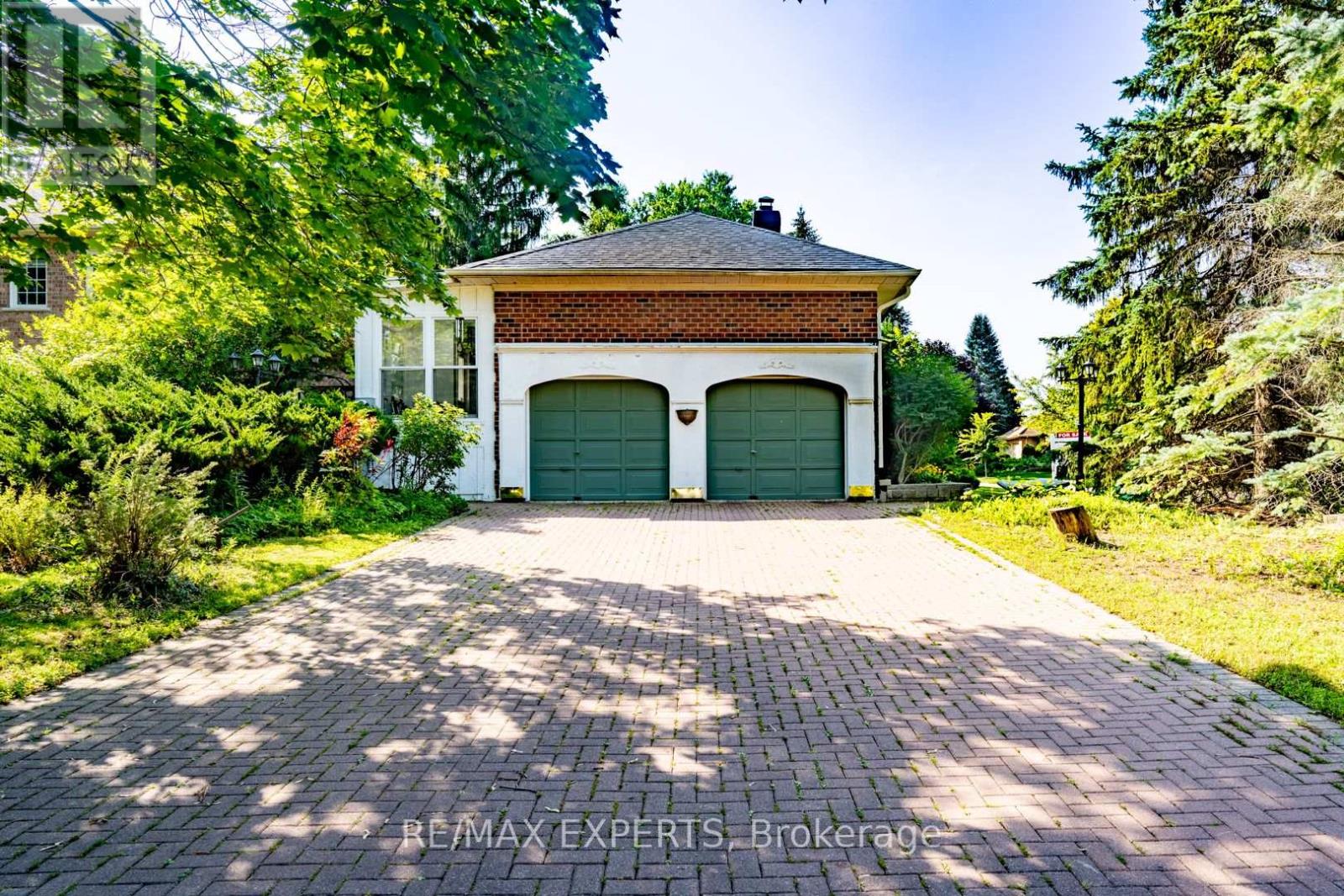 284 Murray Drive, Aurora, Ontario  L4G 6B1 - Photo 2 - N13669752