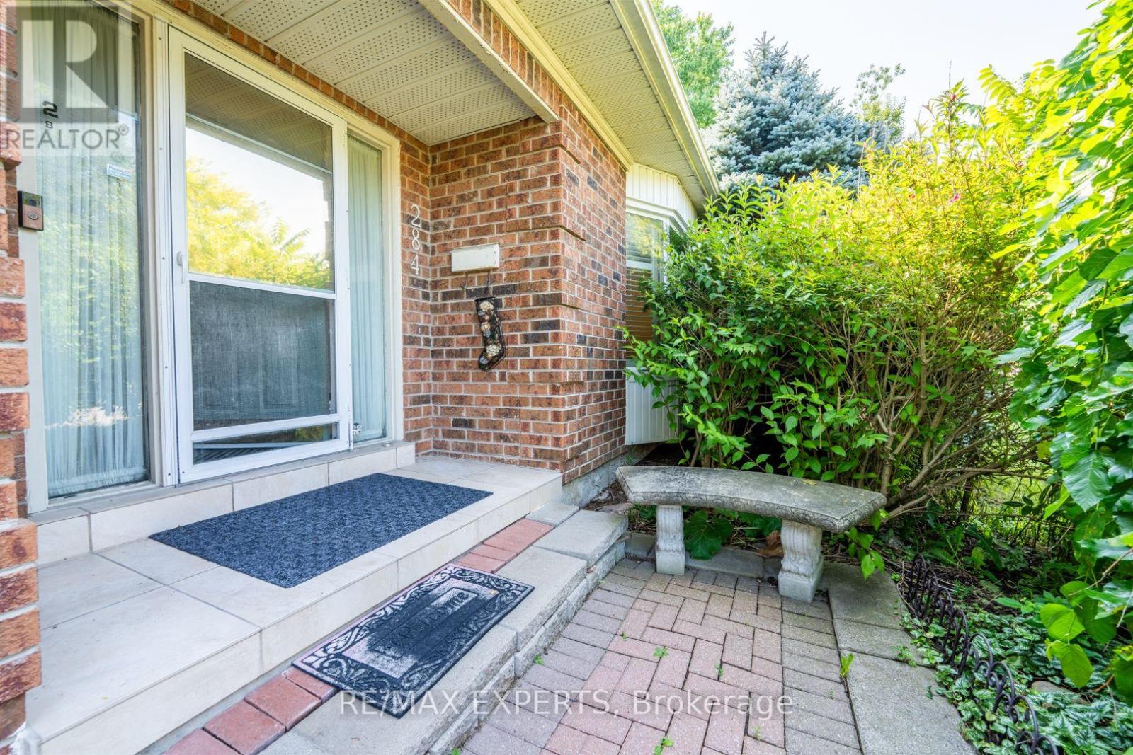 284 Murray Drive, Aurora, Ontario  L4G 6B1 - Photo 6 - N13669752
