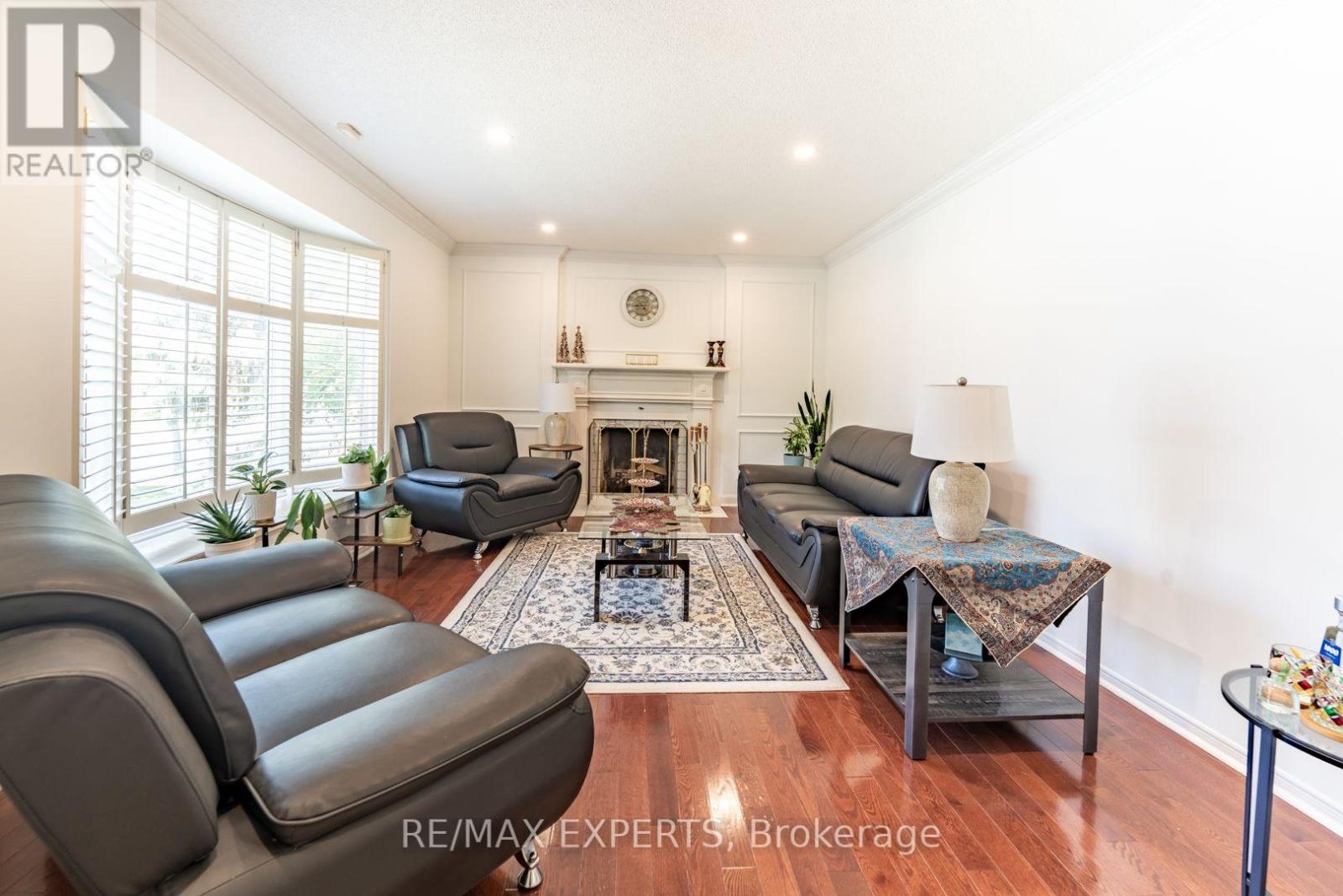 284 Murray Drive, Aurora, Ontario  L4G 6B1 - Photo 9 - N13669752