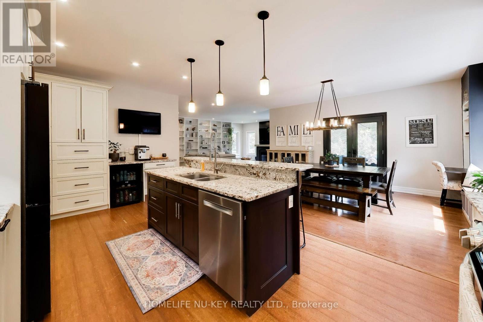 1655 Georgian Heights Boulevard, Severn (Fesserton), Ontario  L0K 2C0 - Photo 16 - S13669672