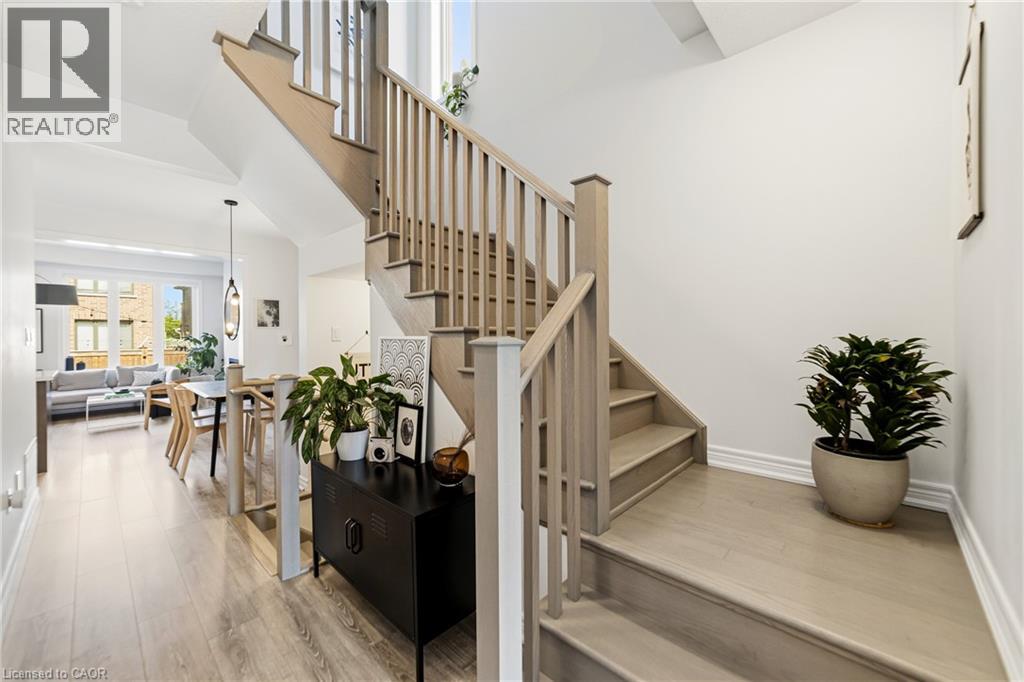 55 Pelican Lane, Hamilton, Ontario  L8K 0A4 - Photo 4 - 40855491