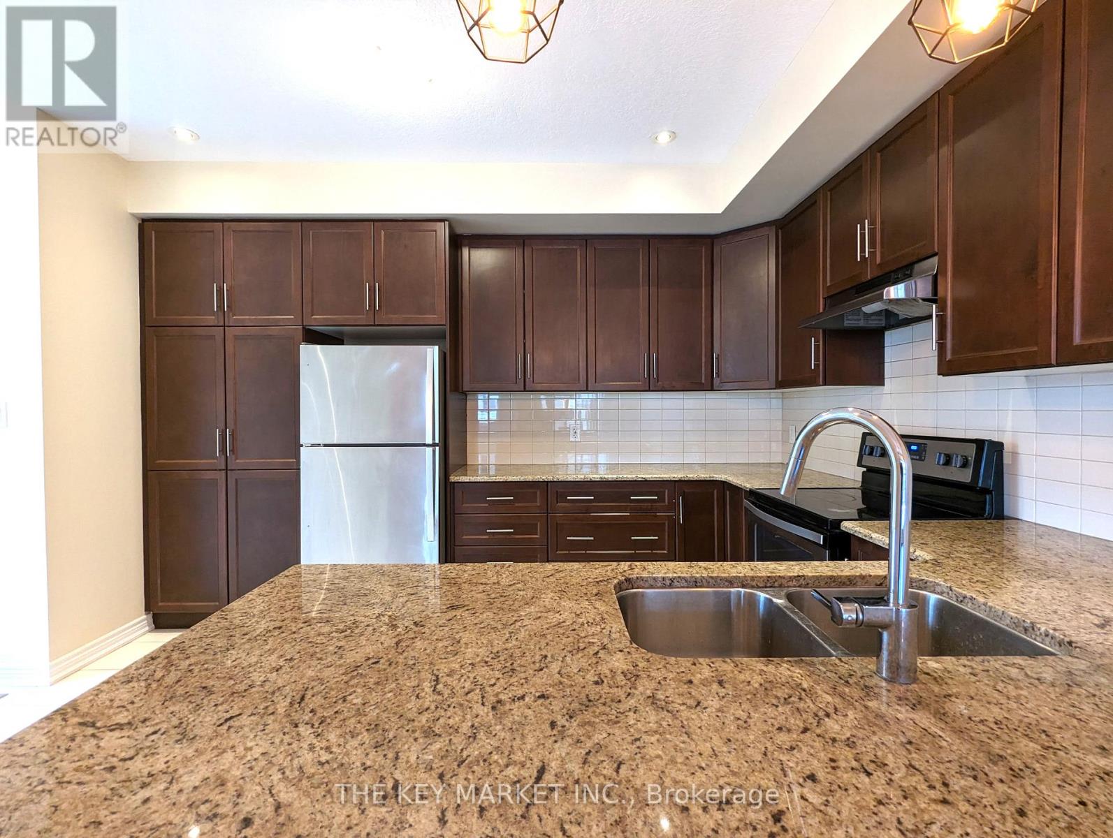 365 Belcourt Common Street, Oakville, Ontario  L6H 0R1 - Photo 19 - W13669720