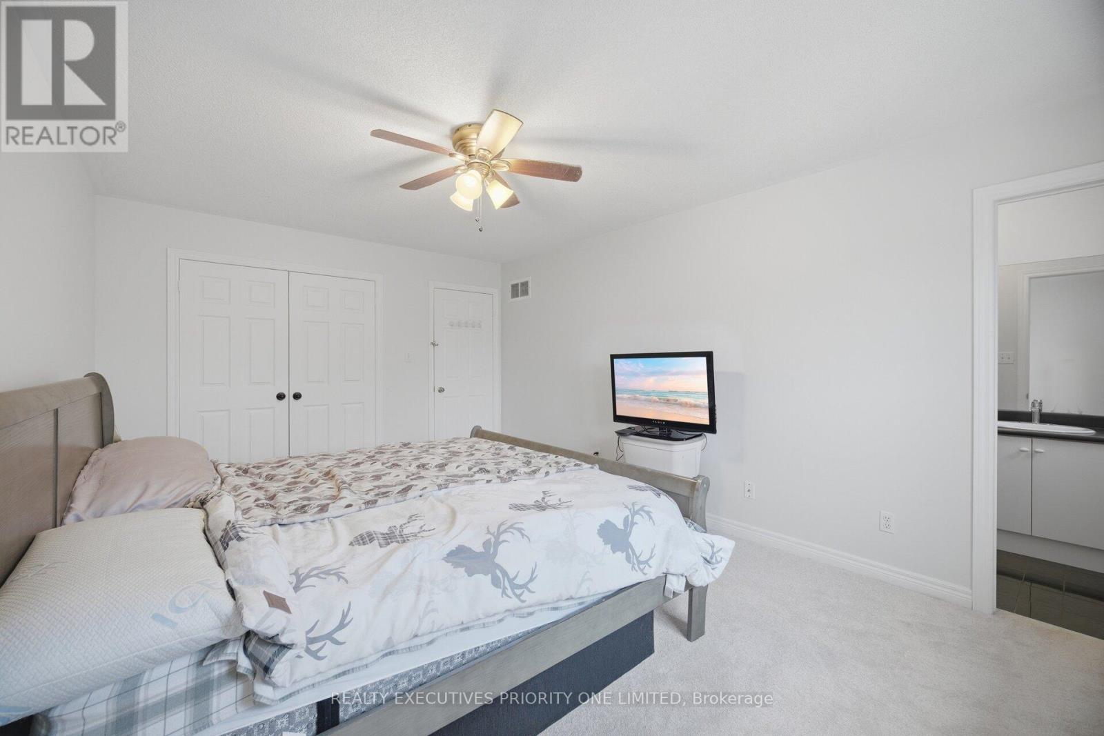 24 Archbury Circle, Caledon, Ontario  L7E 2H7 - Photo 16 - W13669730
