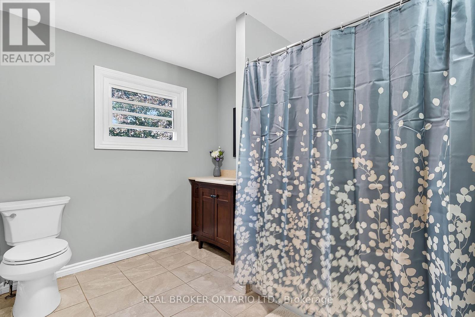 312 Old Guelph Road, Hamilton, Ontario  L9H 5W4 - Photo 8 - X13669712