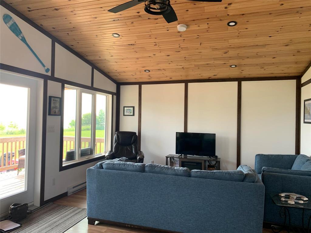55 Beckville Drive, Alonsa, Manitoba  R0C 3A9 - Photo 18 - 202620259