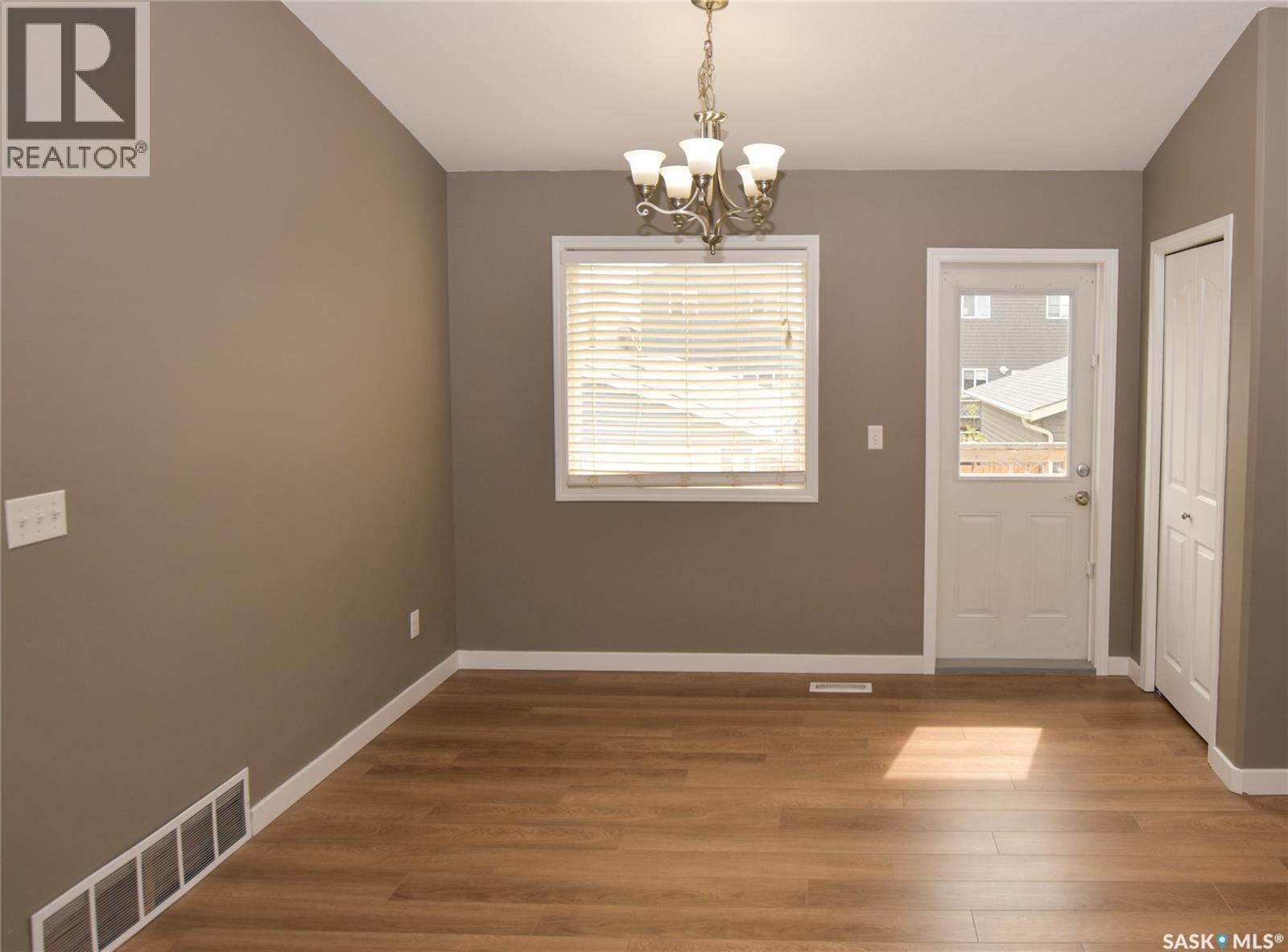 106 Geary Crescent, Saskatoon, Saskatchewan  S7R 0B8 - Photo 11 - SK045287