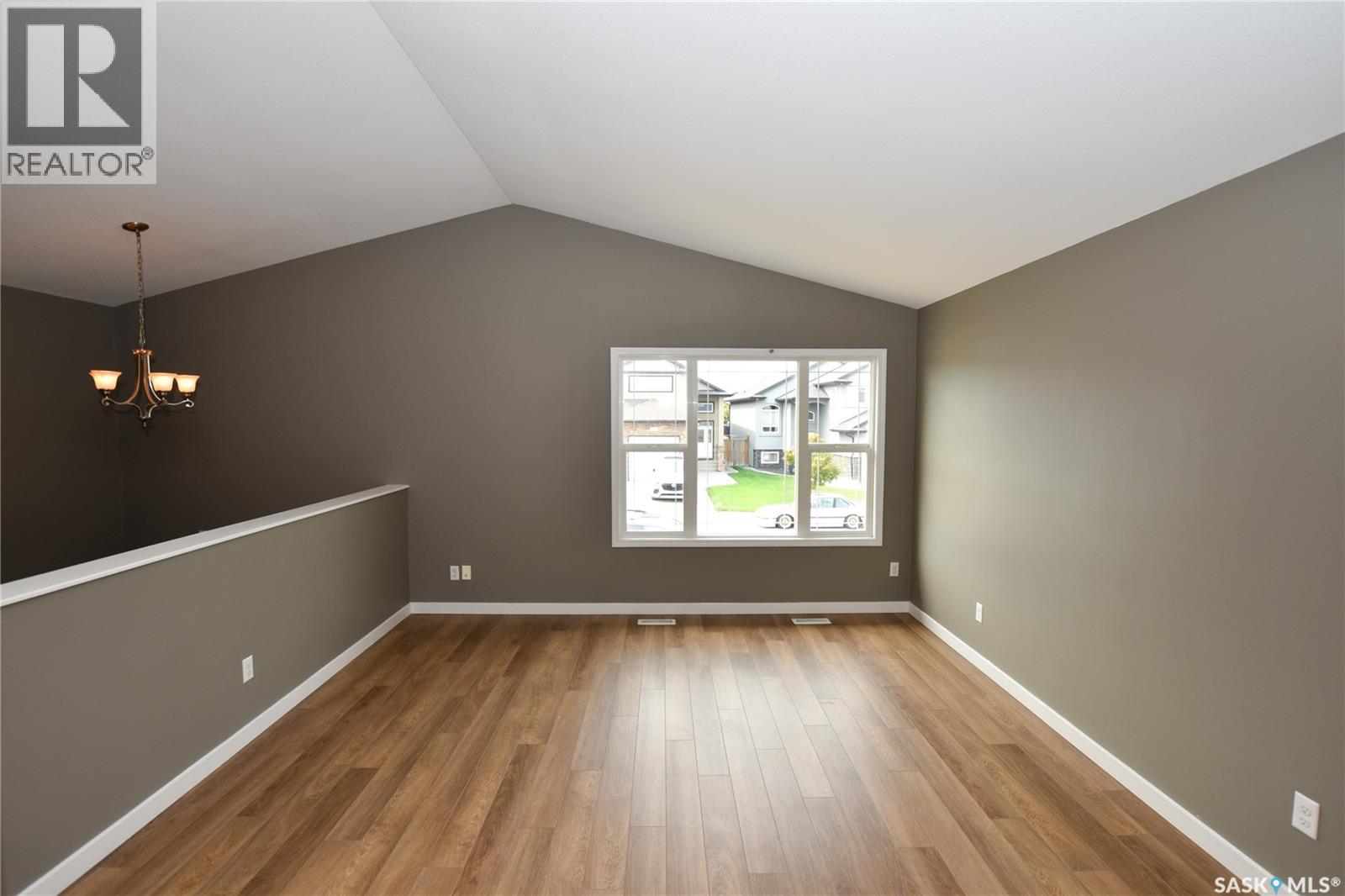 106 Geary Crescent, Saskatoon, Saskatchewan  S7R 0B8 - Photo 5 - SK045287