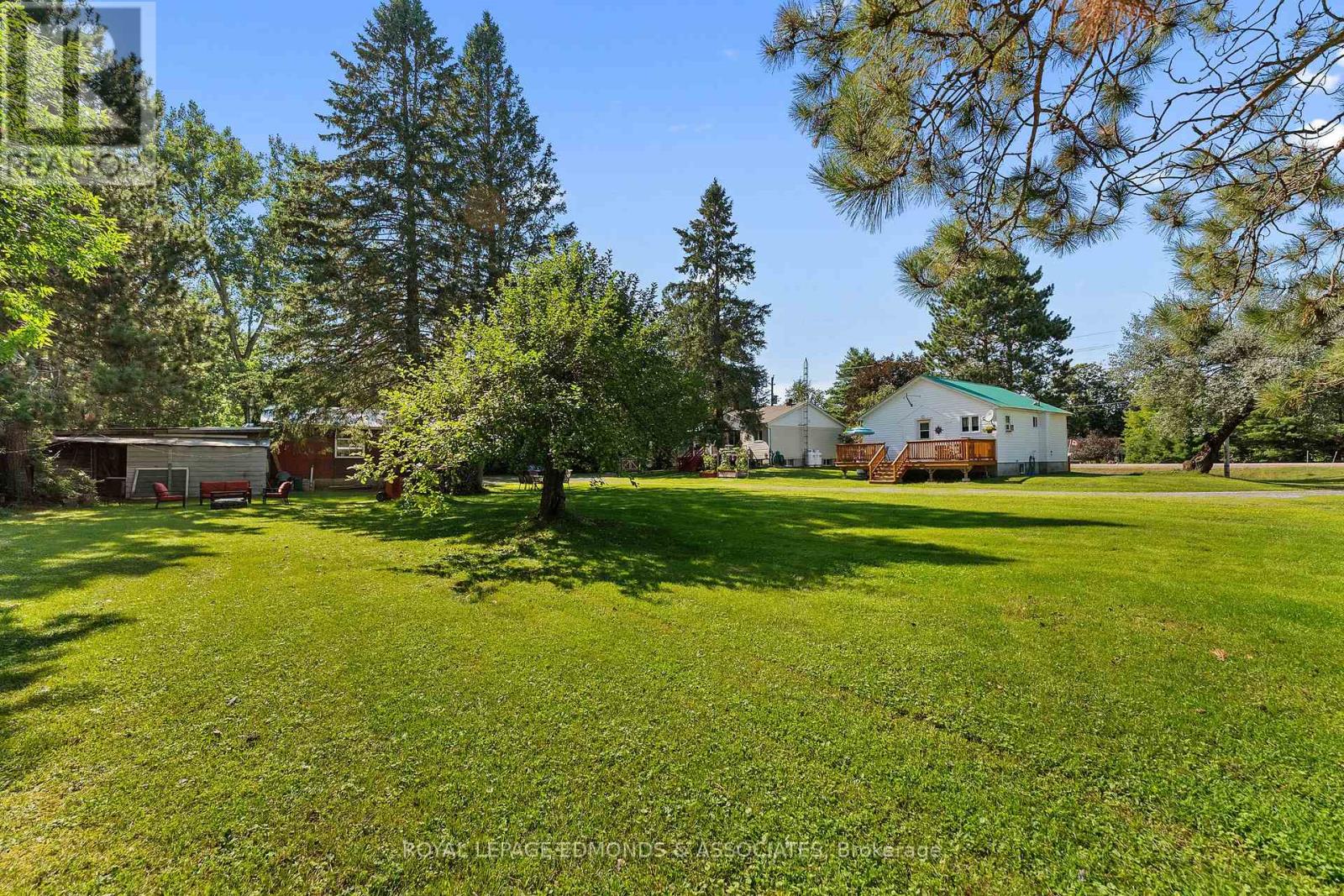 11132 & 11140 Round Lake Road, Laurentian Valley, Ontario  K8A 6W8 - Photo 50 - X13669794