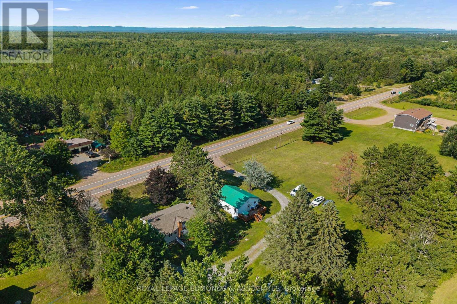 11132 & 11140 Round Lake Road, Laurentian Valley, Ontario  K8A 6W8 - Photo 6 - X13669794