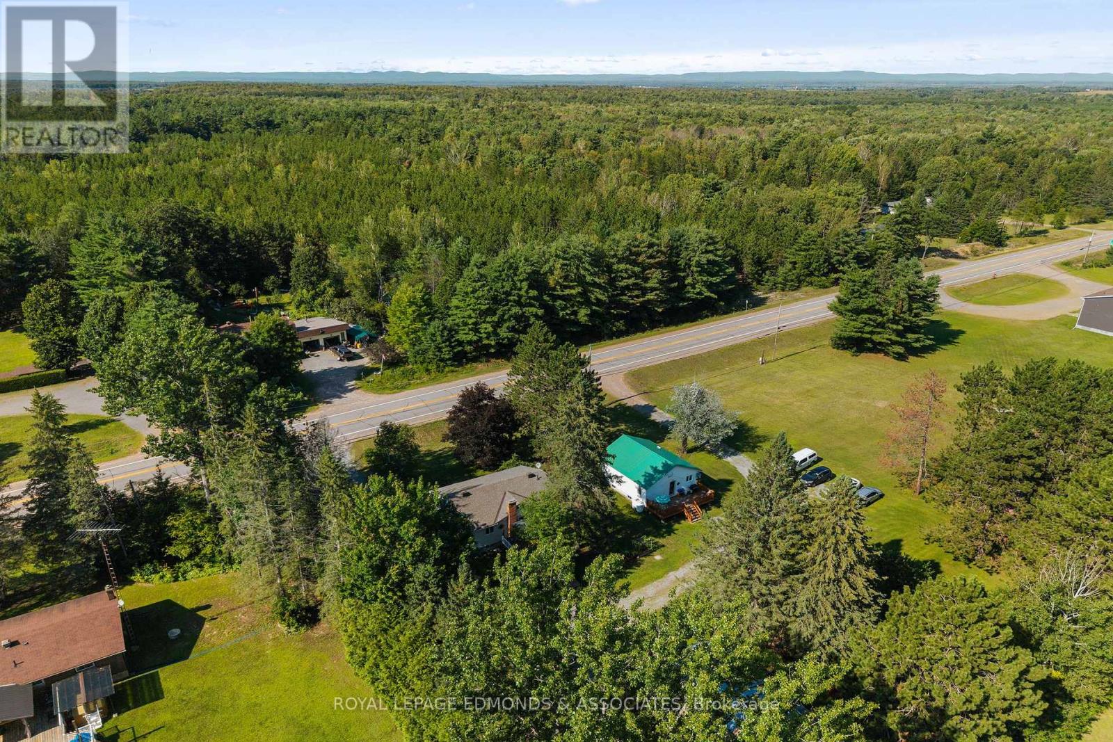 11132 & 11140 Round Lake Road, Laurentian Valley, Ontario  K8A 6W8 - Photo 7 - X13669794
