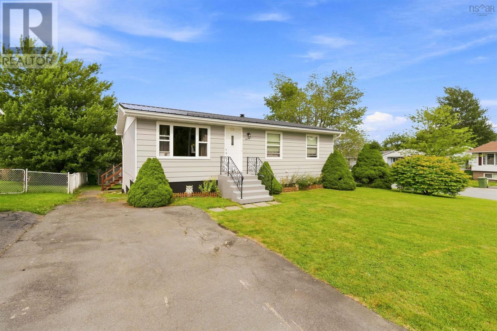 11 Savona Court, Cole Harbour, Nova Scotia  B2W 4R1 - Photo 3 - 202620438