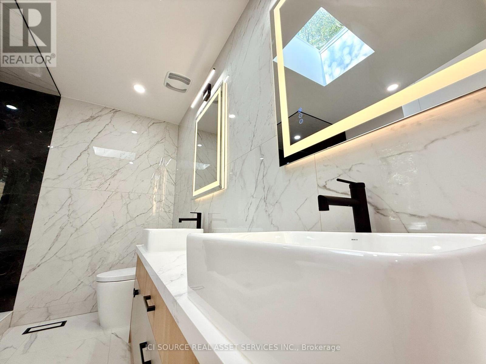 21 Vanbrugh Avenue, Toronto, Ontario  M1N 3S8 - Photo 18 - E13669774
