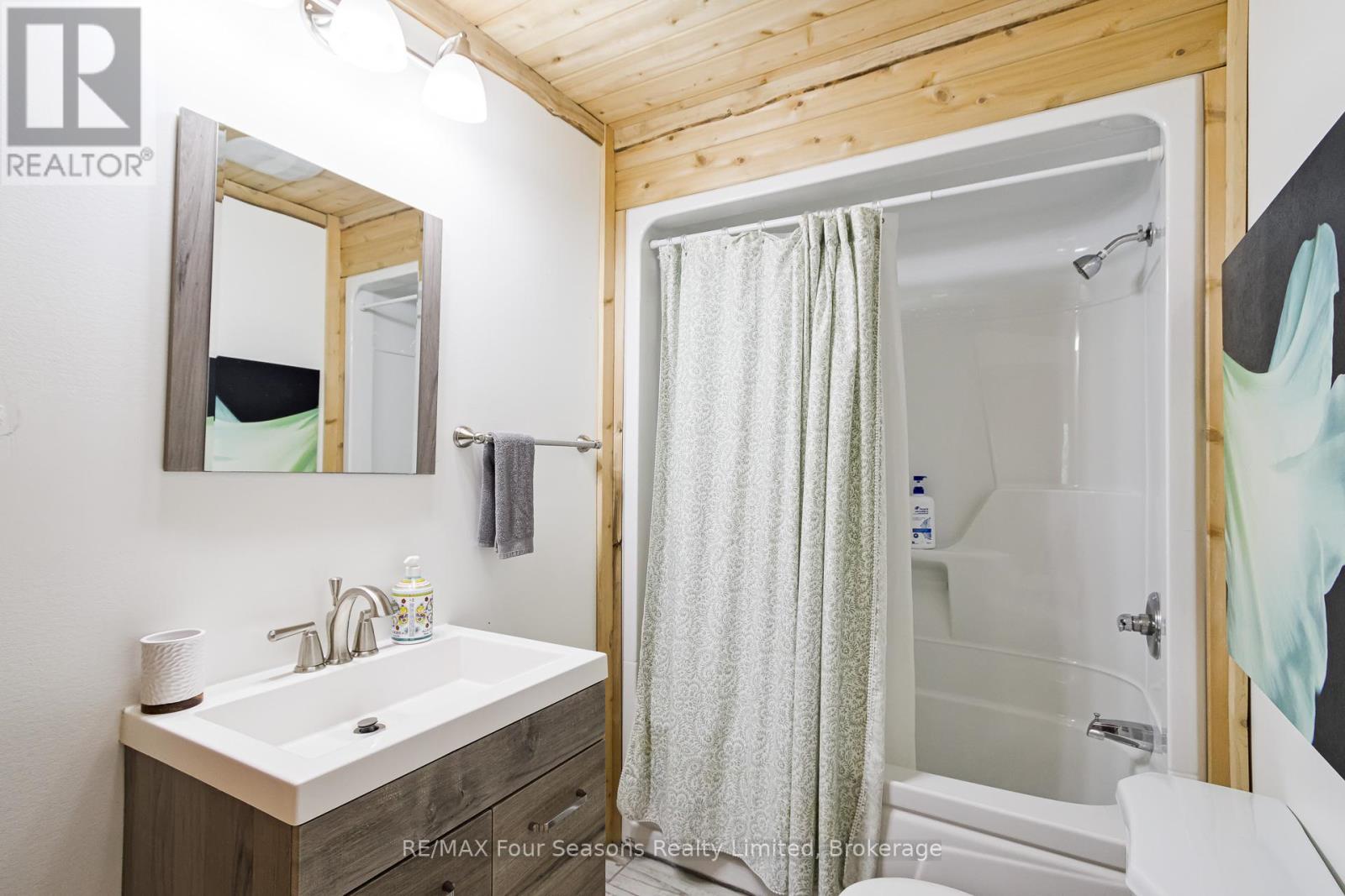 025359 Euph-St Vincent Townline, Meaford, Ontario  N4L 1W5 - Photo 15 - X13669802