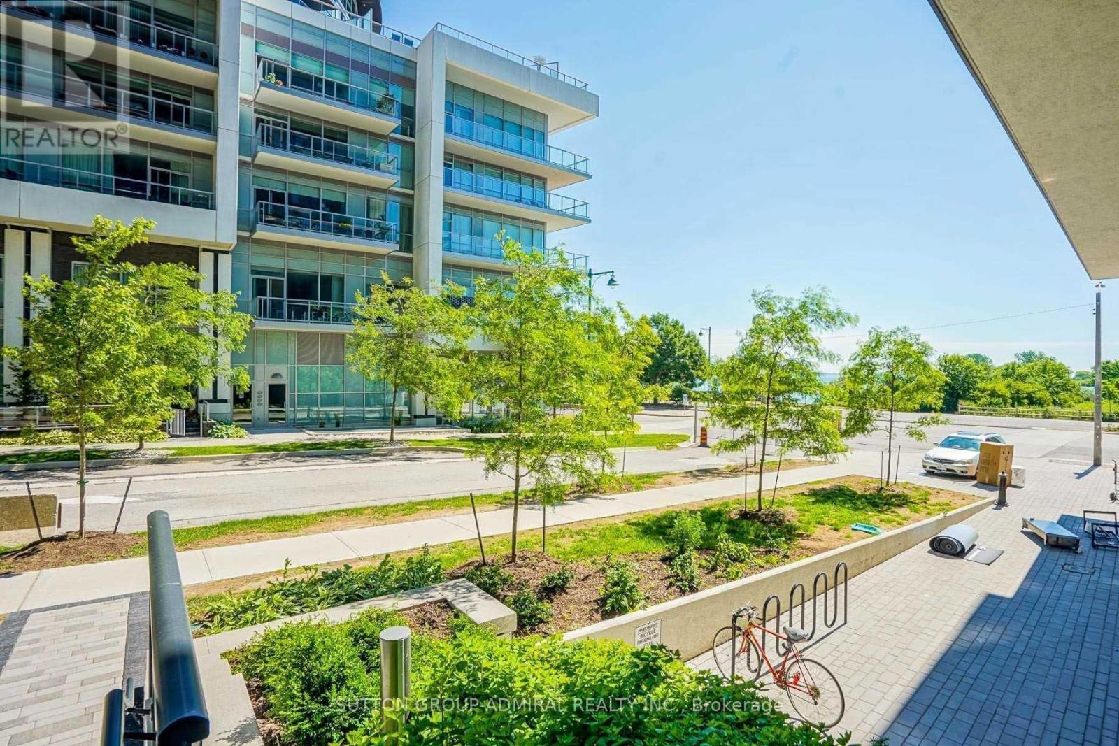 Th 104 - 39 Annie Craig Drive, Toronto, Ontario M8V 0C5 - Photo 28 - W13669786