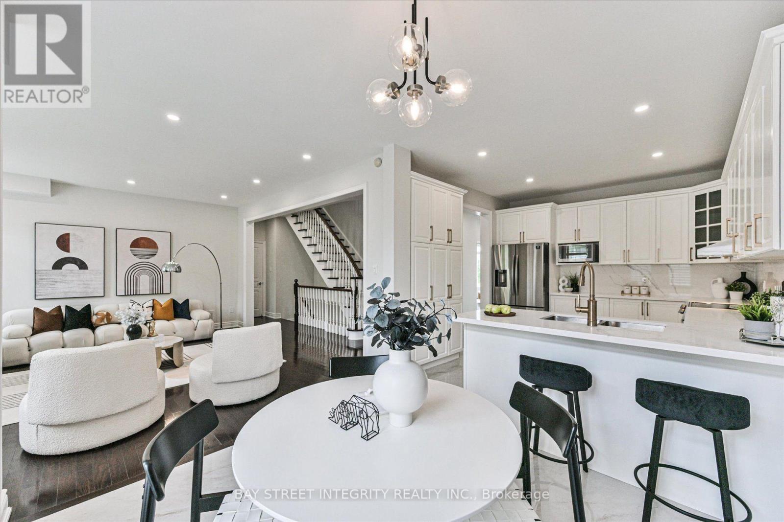 210 Milkweed Way, Oakville, Ontario  L6L 0A6 - Photo 21 - W13669808