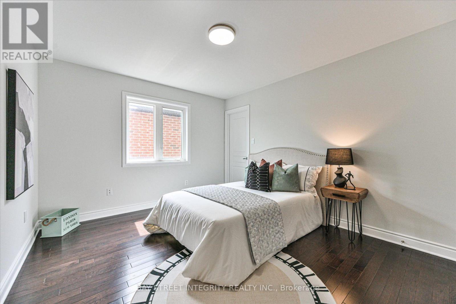 210 Milkweed Way, Oakville, Ontario  L6L 0A6 - Photo 38 - W13669808