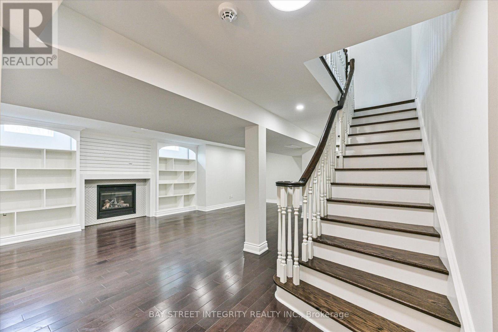 210 Milkweed Way, Oakville, Ontario  L6L 0A6 - Photo 42 - W13669808