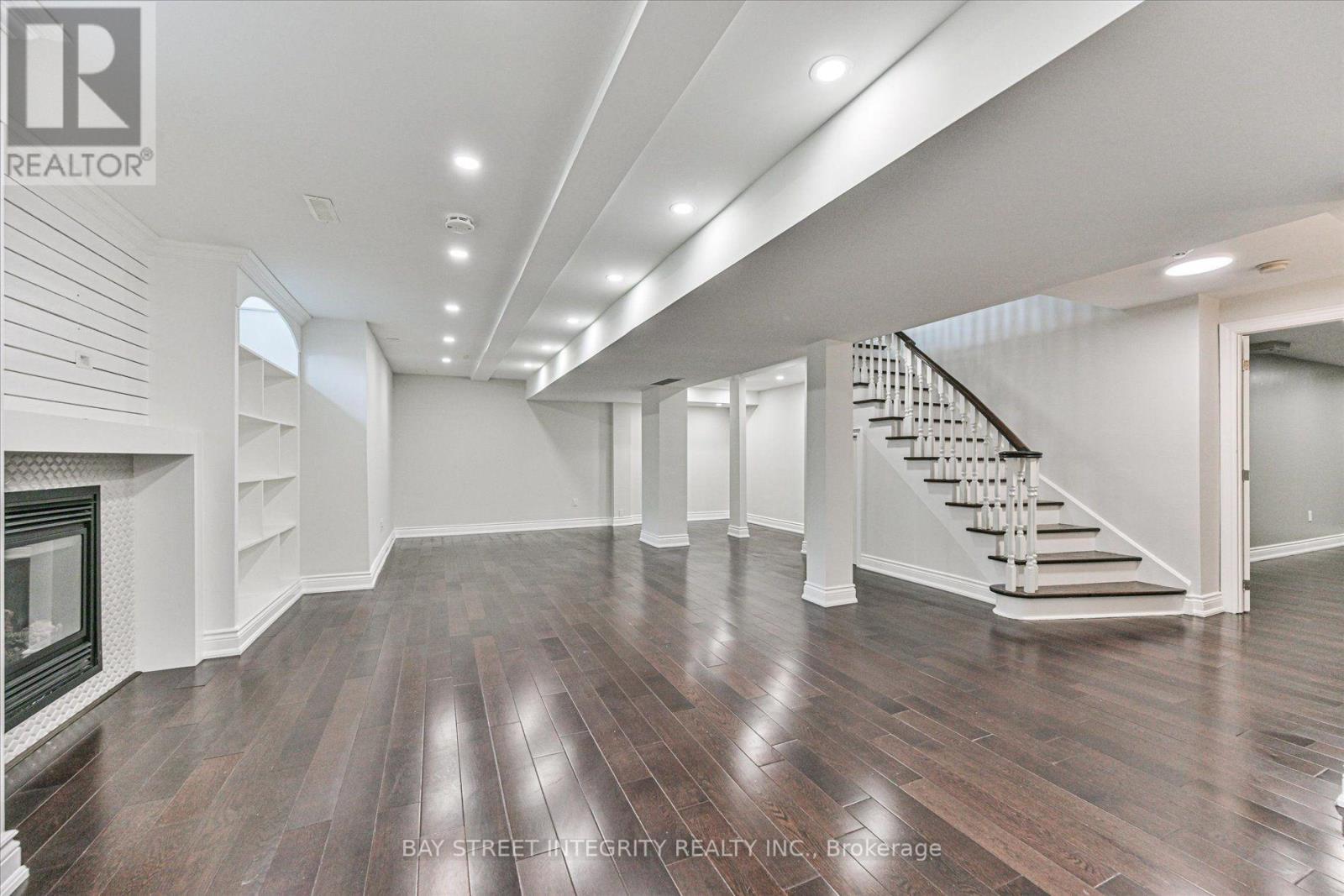 210 Milkweed Way, Oakville, Ontario  L6L 0A6 - Photo 43 - W13669808