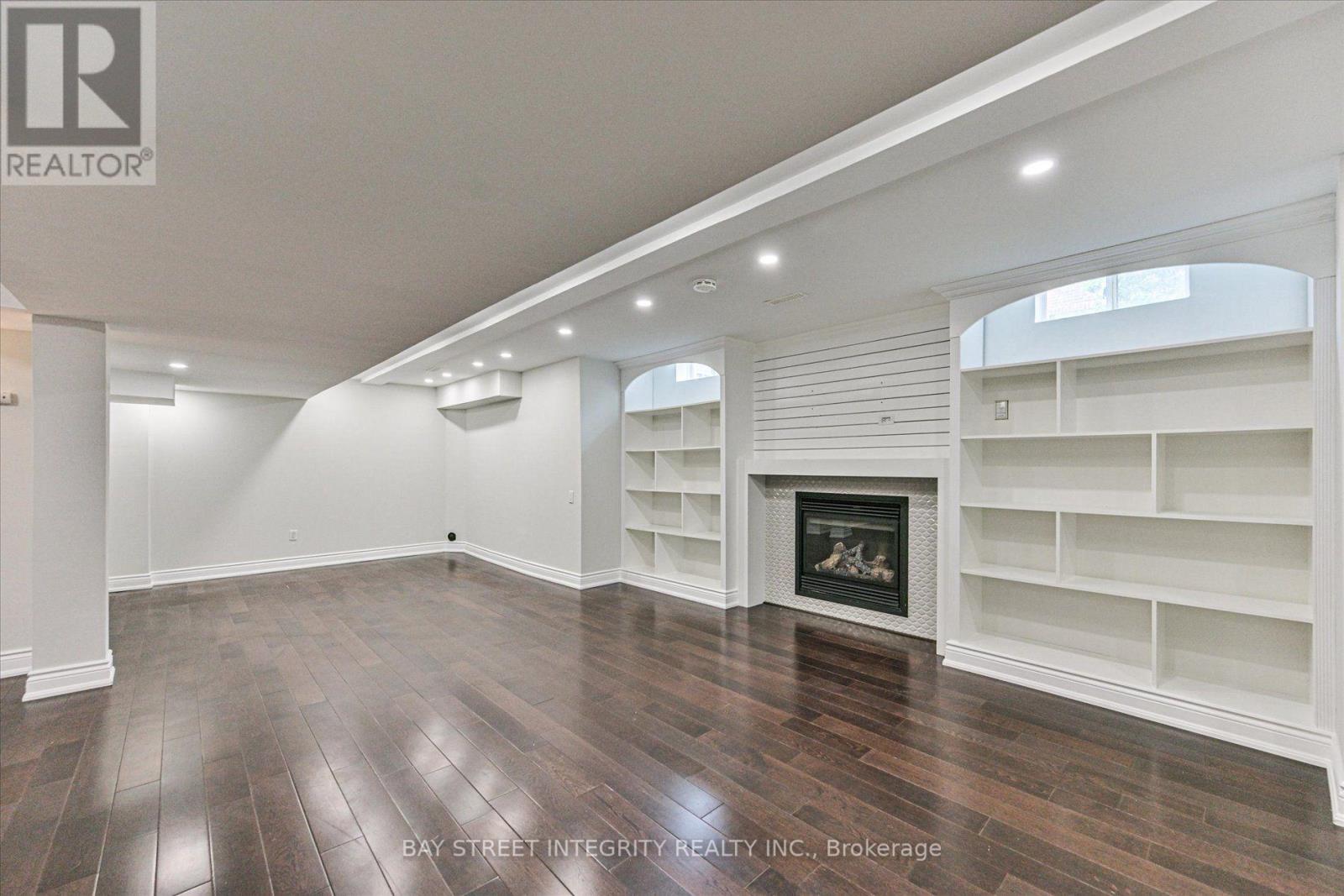 210 Milkweed Way, Oakville, Ontario  L6L 0A6 - Photo 44 - W13669808