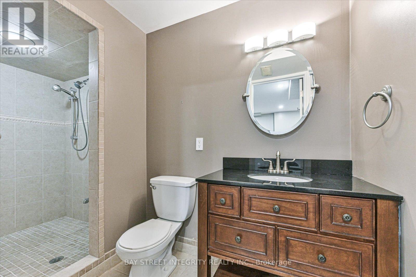 210 Milkweed Way, Oakville, Ontario  L6L 0A6 - Photo 46 - W13669808