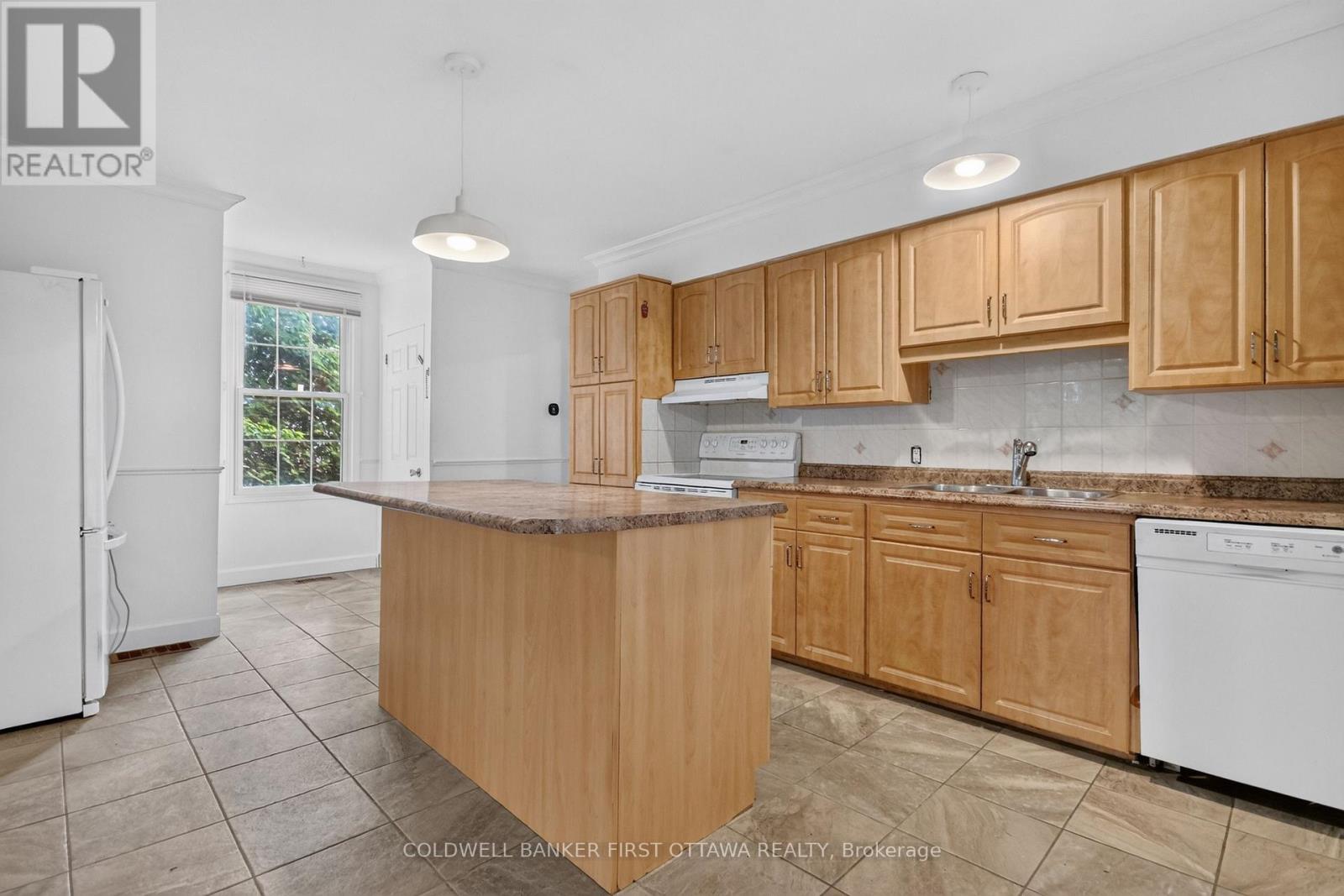 9 Maud Street, South Dundas, Ontario  K0C 1X0 - Photo 5 - X13499004