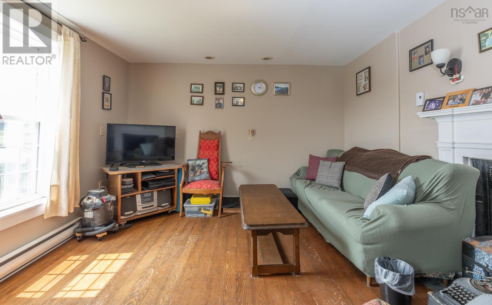 4 Market Street, Yarmouth, Nova Scotia  B5A 4R5 - Photo 46 - 202608444