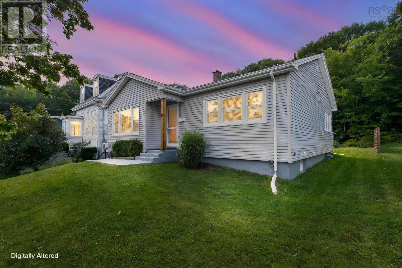 99 Thistle Street, Dartmouth, Nova Scotia  B3A 2V6 - Photo 1 - 202620428