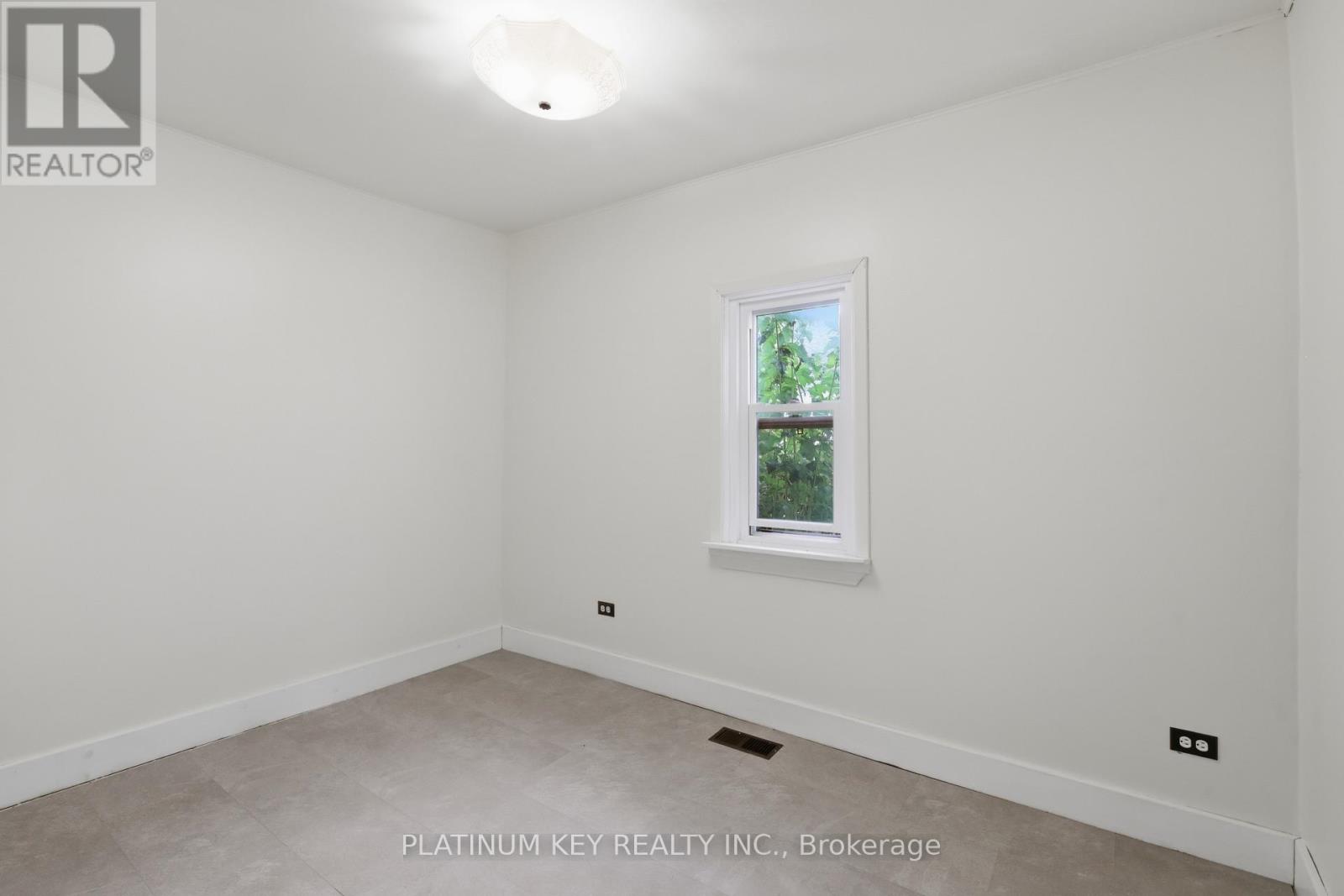 22942 Wonderland Road N, Middlesex Centre, Ontario  N0M 2A0 - Photo 21 - X13669830