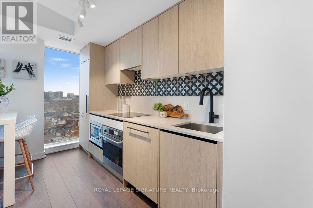 703 - 5 Lakeview Avenue, Toronto, Ontario  M6J 0H3 - Photo 12 - C13669826
