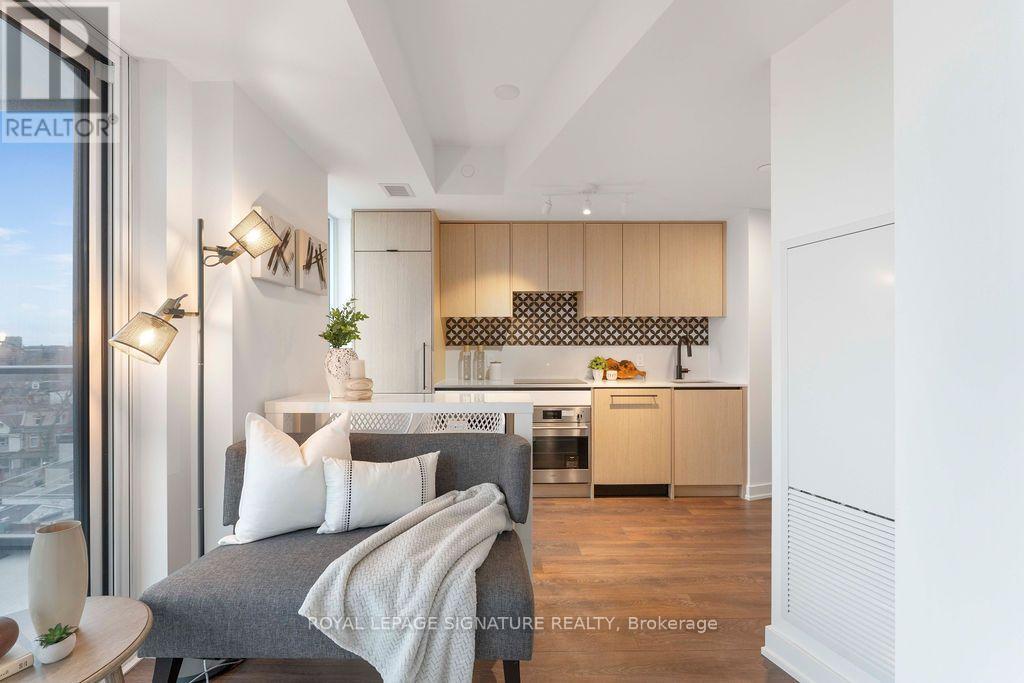 703 - 5 Lakeview Avenue, Toronto, Ontario  M6J 0H3 - Photo 17 - C13669826