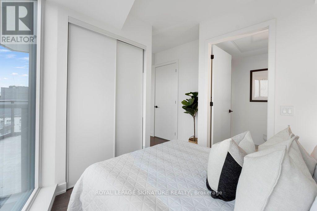 703 - 5 Lakeview Avenue, Toronto, Ontario  M6J 0H3 - Photo 24 - C13669826