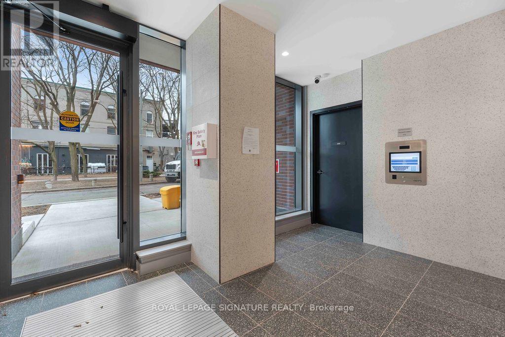 703 - 5 Lakeview Avenue, Toronto, Ontario  M6J 0H3 - Photo 4 - C13669826