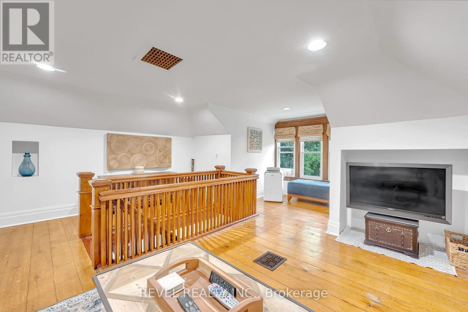 99 Colston Avenue, Whitby, Ontario  L1M 1C1 - Photo 17 - E13669856