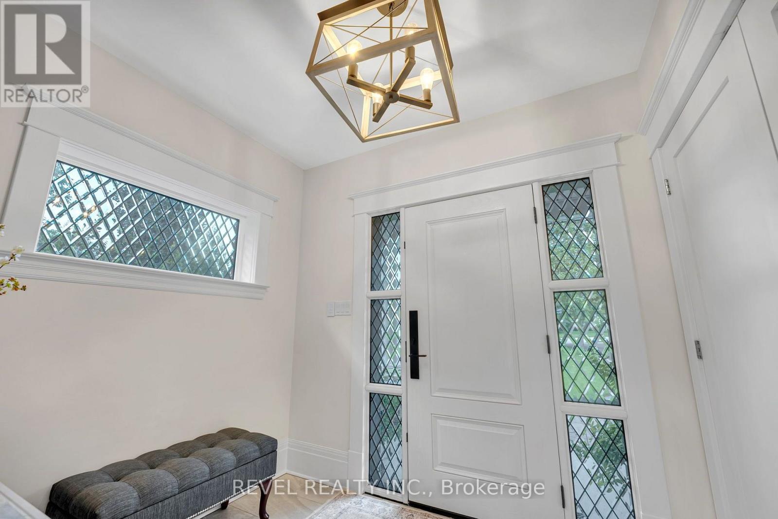99 Colston Avenue, Whitby, Ontario  L1M 1C1 - Photo 3 - E13669856