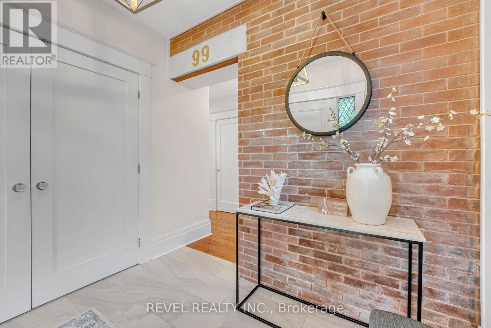 99 Colston Avenue, Whitby, Ontario  L1M 1C1 - Photo 4 - E13669856