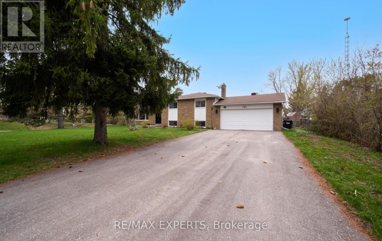 12 Simon Drive, Adjala-Tosorontio (Loretto), Ontario  L0G 1L0 - Photo 2 - N13669840