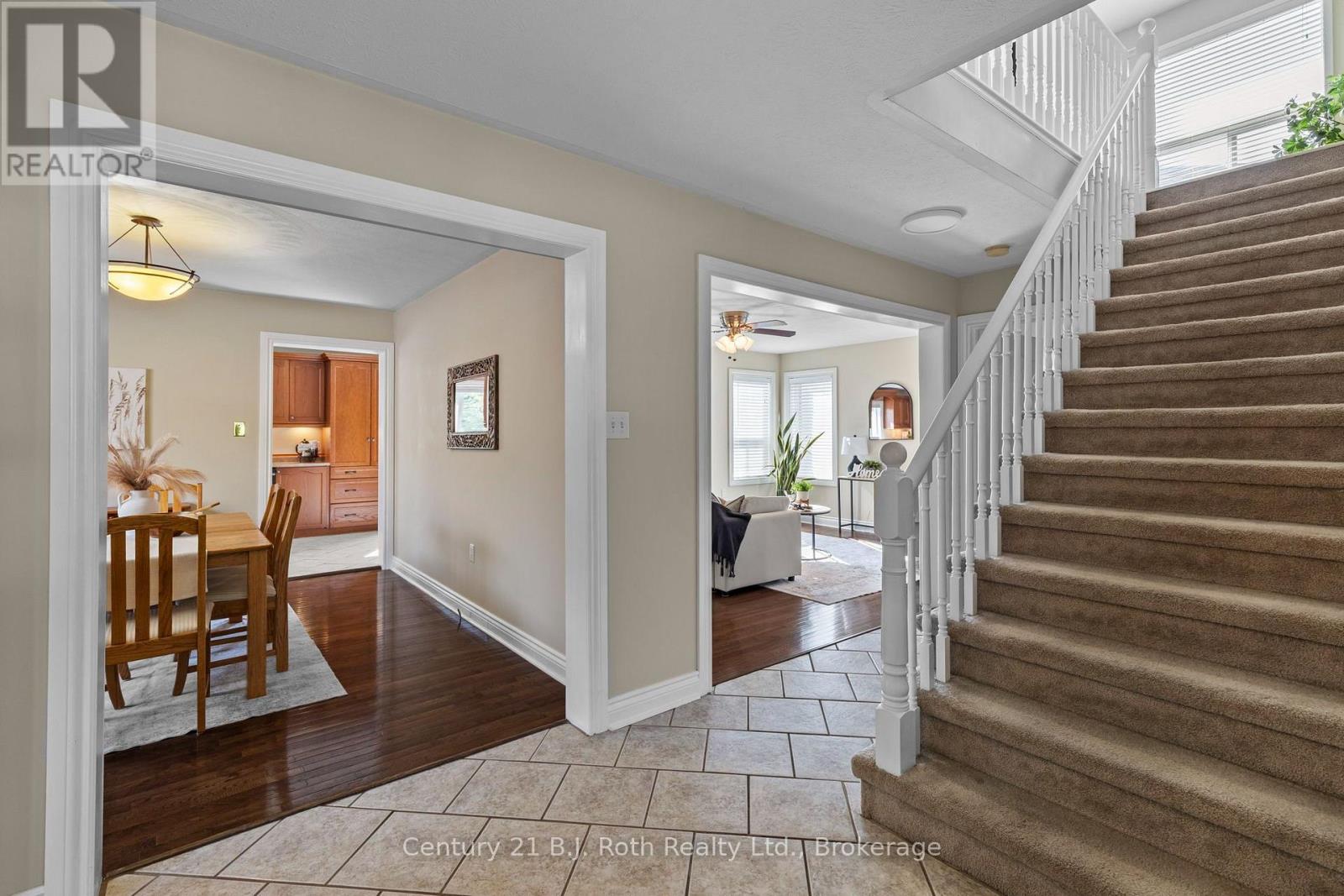 33 Vanessa Drive, Orillia, Ontario  L3V 7Y8 - Photo 4 - S13669822