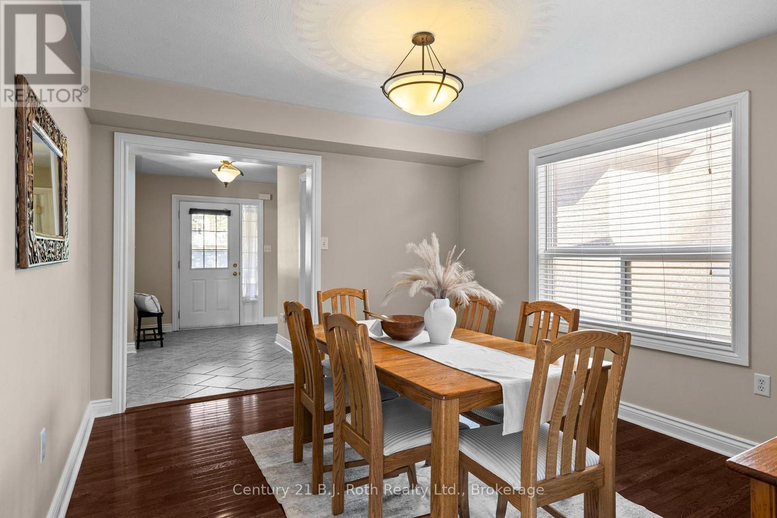 33 Vanessa Drive, Orillia, Ontario  L3V 7Y8 - Photo 5 - S13669822