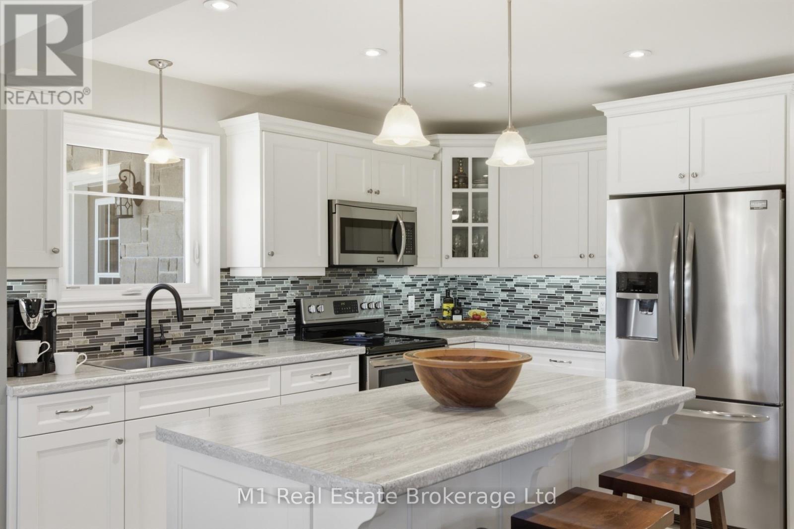 156 Highland Drive, West Grey, Ontario  N0C 1H0 - Photo 13 - X13669854