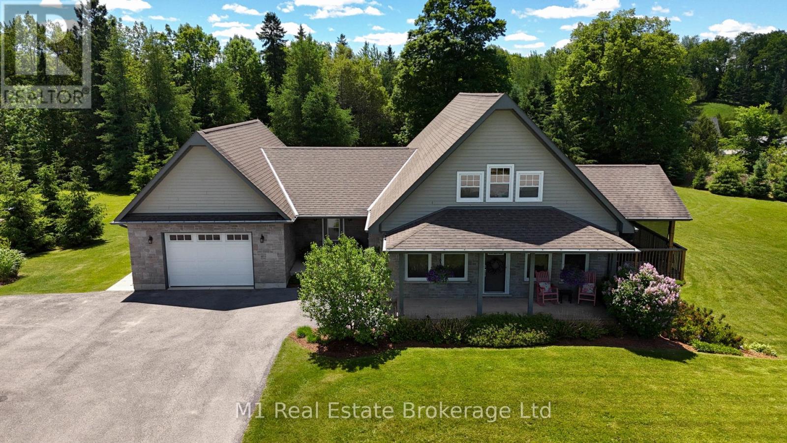 156 Highland Drive, West Grey, Ontario  N0C 1H0 - Photo 2 - X13669854