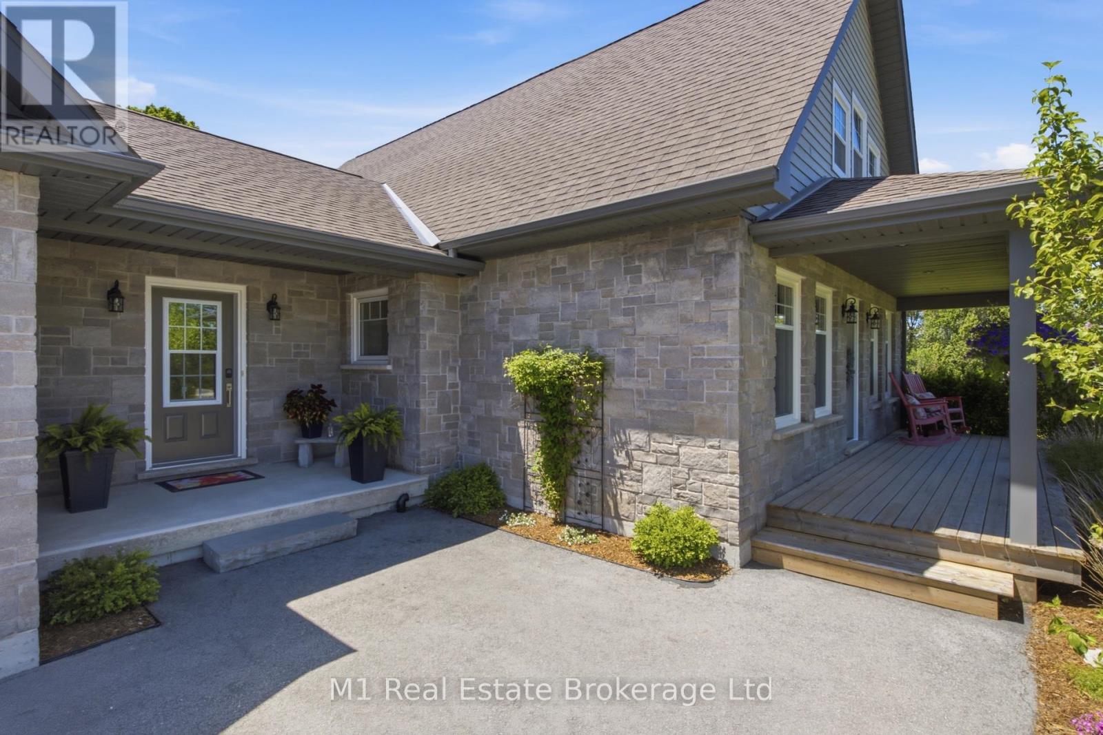 156 Highland Drive, West Grey, Ontario  N0C 1H0 - Photo 7 - X13669854