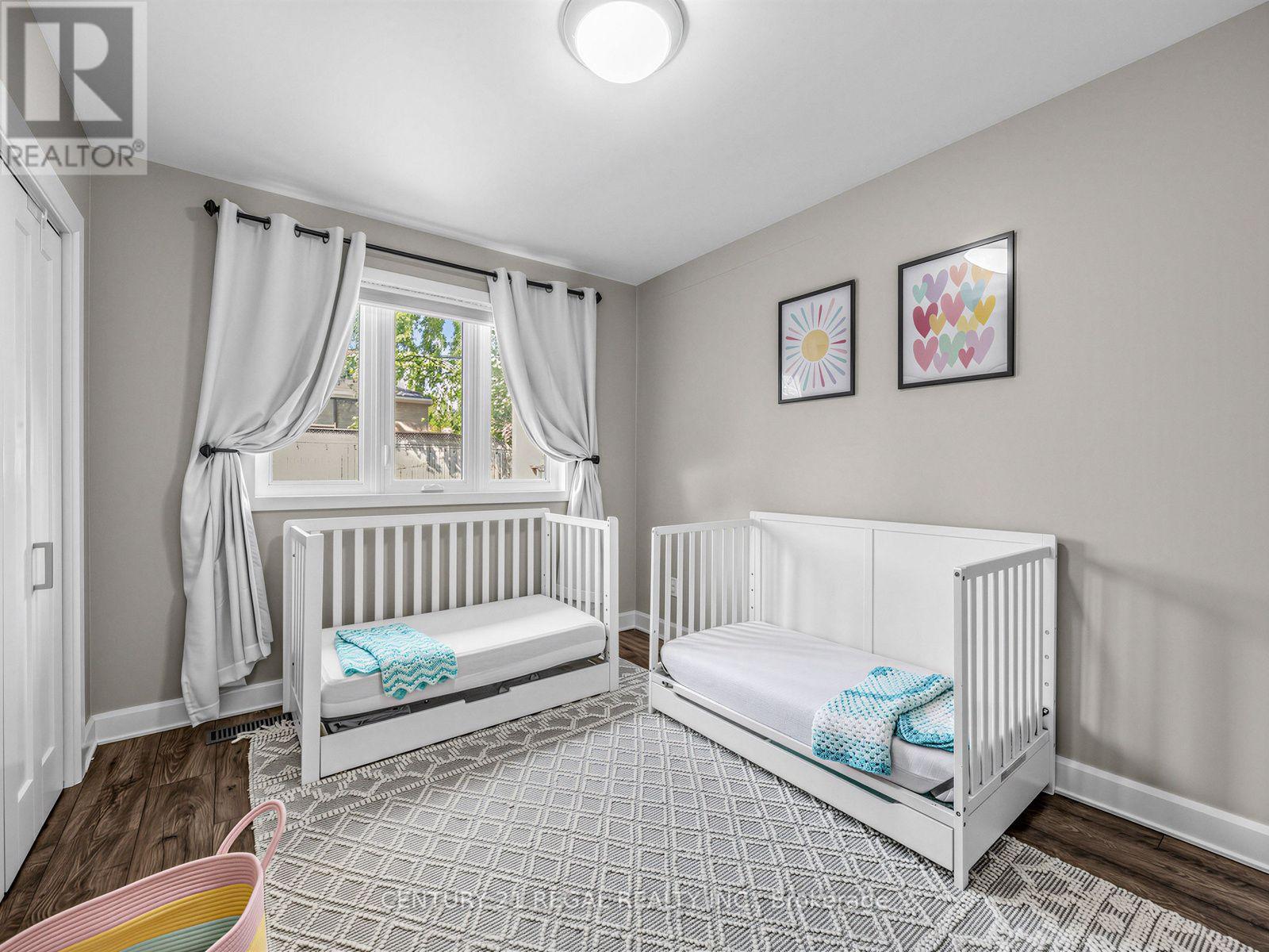 281 Thistle Down Boulevard, Toronto, Ontario  M9V 1K6 - Photo 19 - W13669828