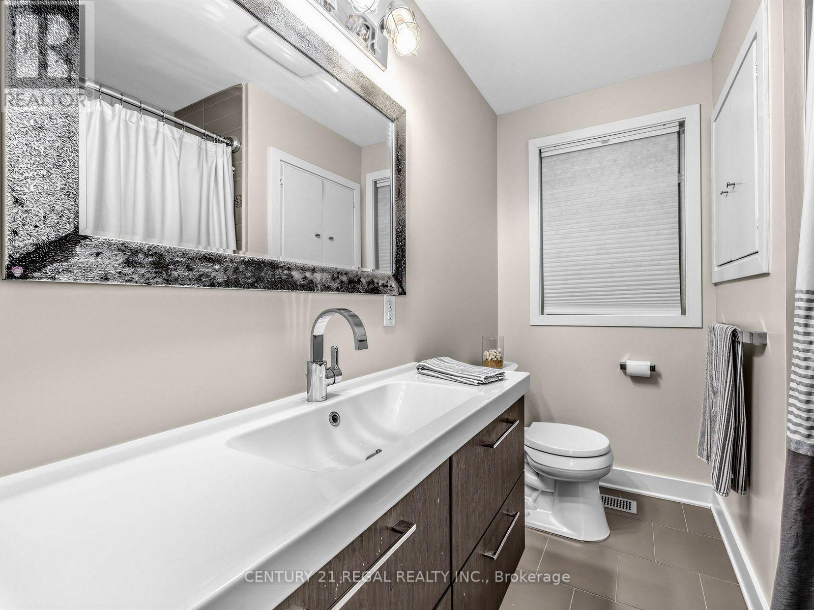 281 Thistle Down Boulevard, Toronto, Ontario  M9V 1K6 - Photo 21 - W13669828
