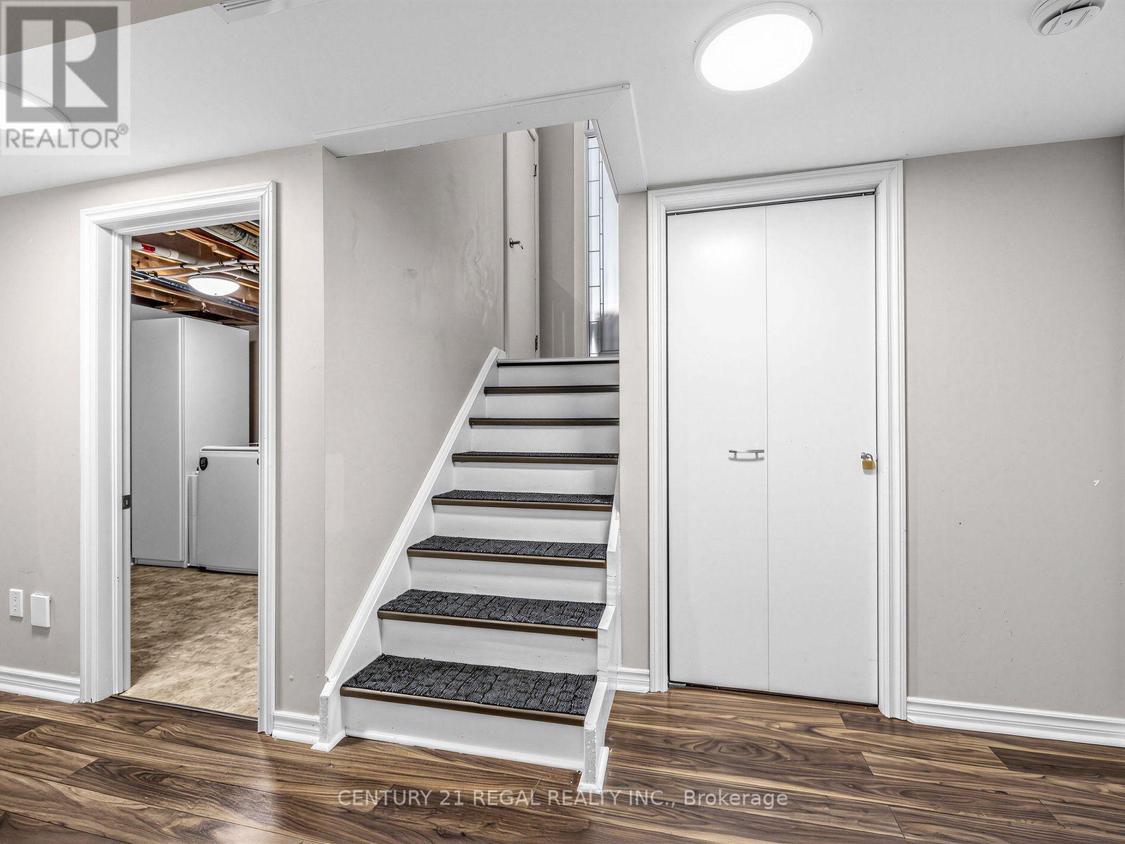 281 Thistle Down Boulevard, Toronto, Ontario  M9V 1K6 - Photo 23 - W13669828