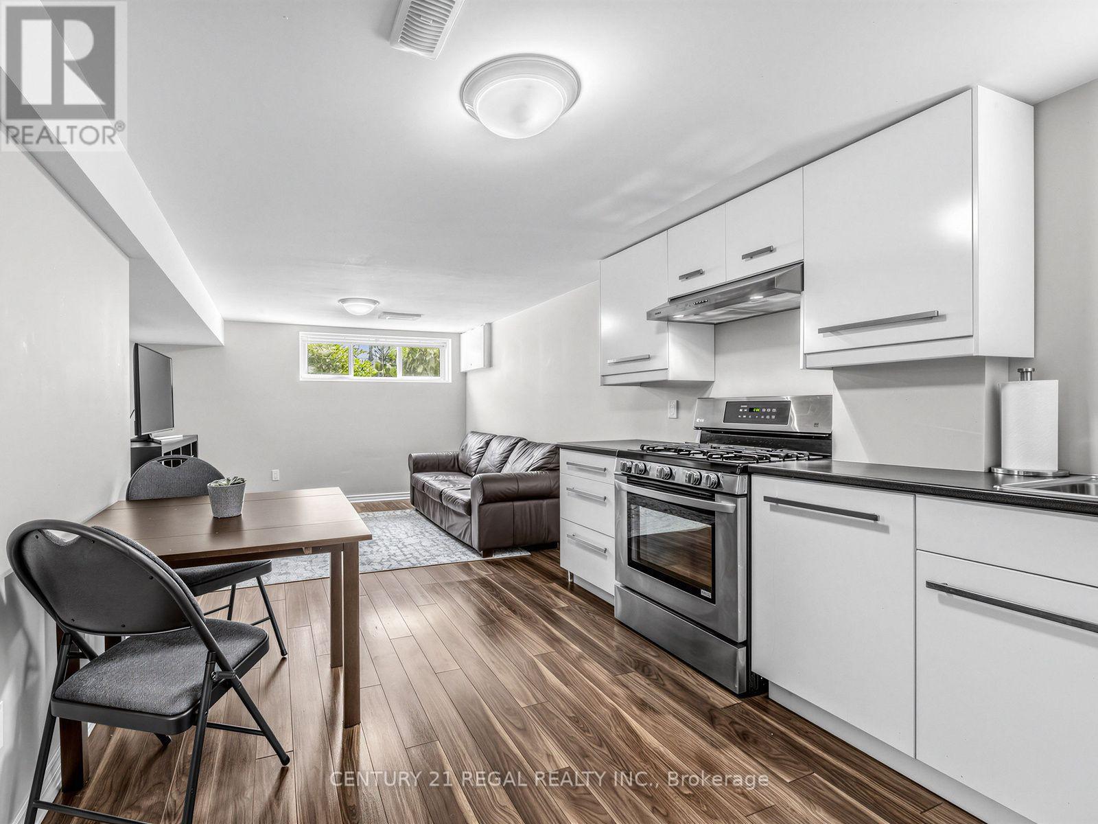 281 Thistle Down Boulevard, Toronto, Ontario  M9V 1K6 - Photo 27 - W13669828