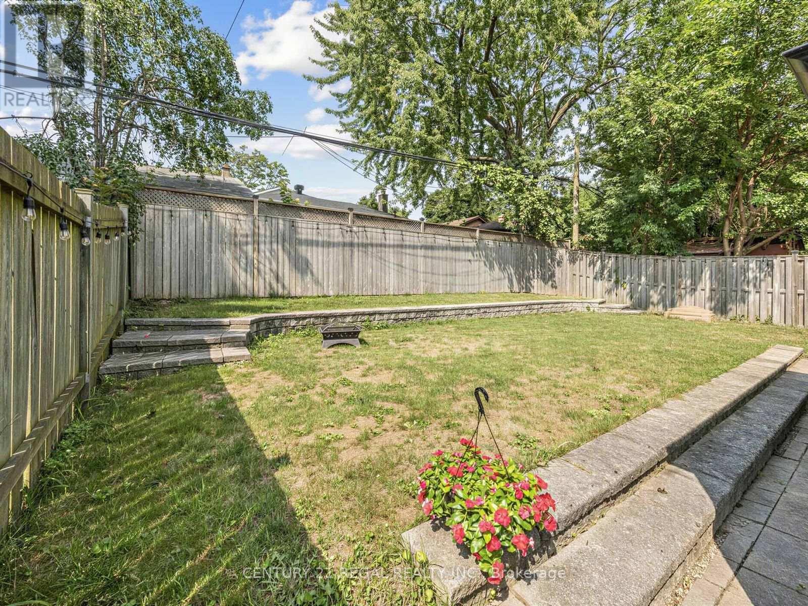 281 Thistle Down Boulevard, Toronto, Ontario  M9V 1K6 - Photo 37 - W13669828