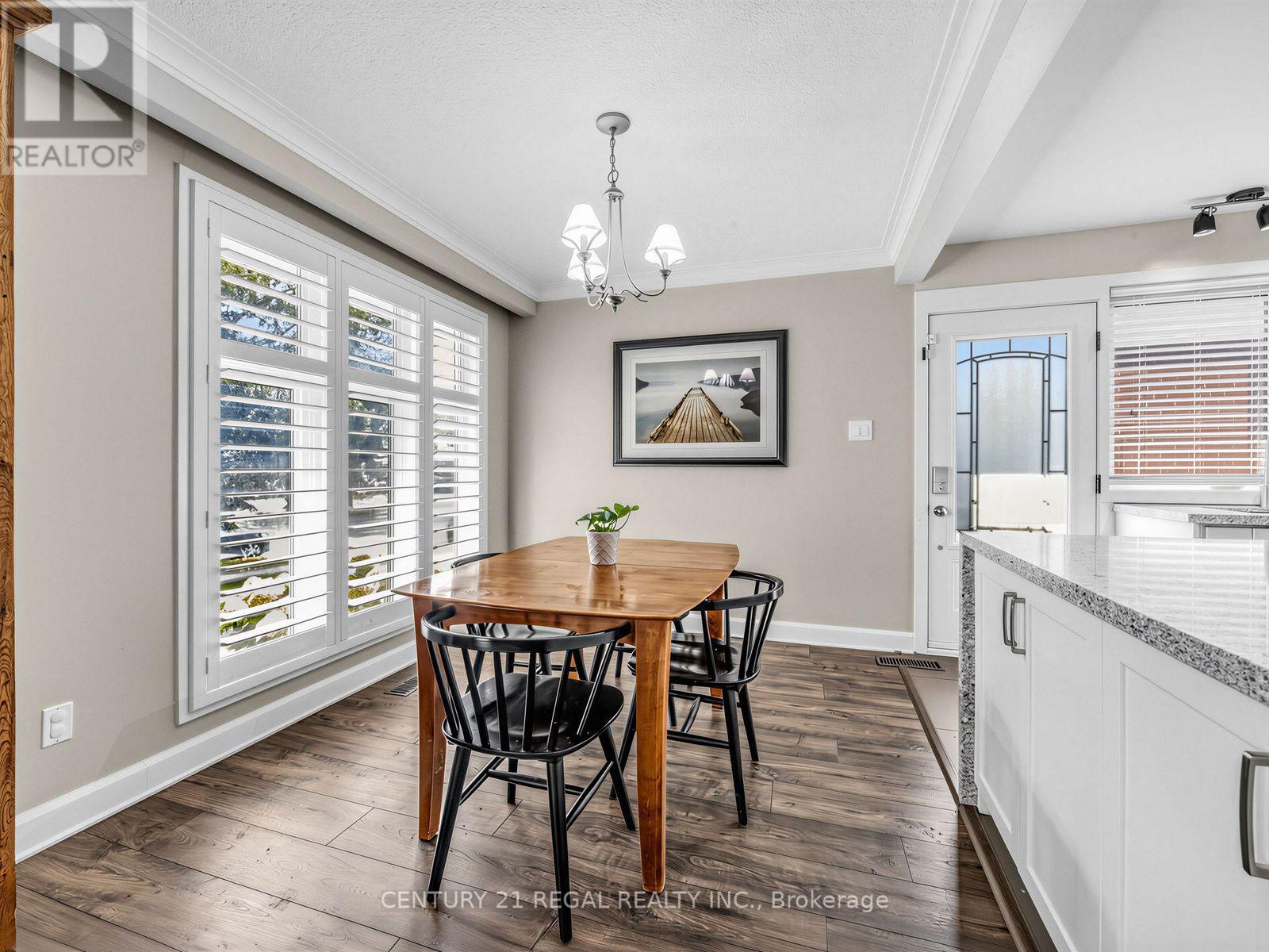 281 Thistle Down Boulevard, Toronto, Ontario  M9V 1K6 - Photo 8 - W13669828