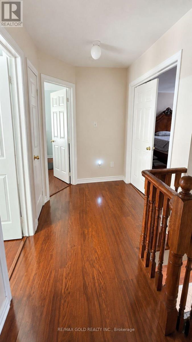 6 Stonemount Trail, Brampton, Ontario  L6R 0P8 - Photo 13 - W13669832